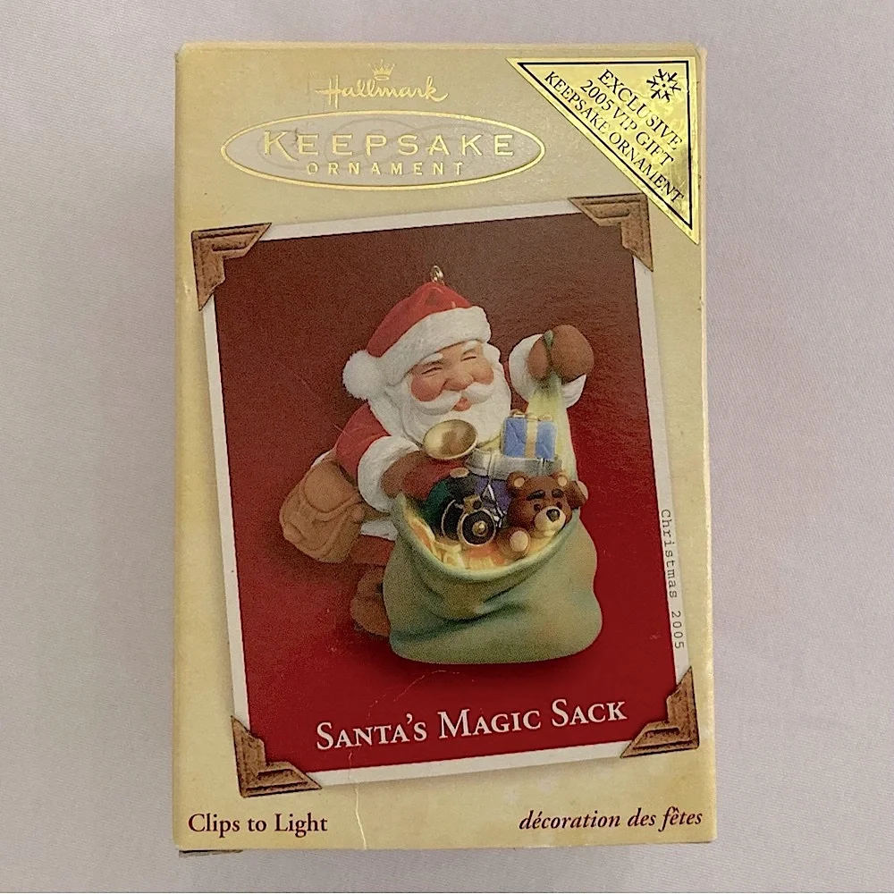 💚 Vintage 2005 Exclusive VIP Gift Hallmark Keepsake Santa’s Magic Sack Ornament